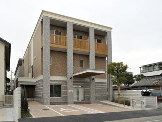 新築そうな外観