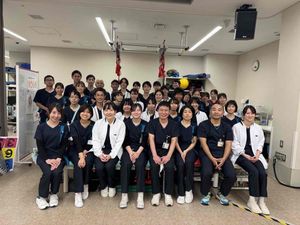 スタッフ集合の機能訓練室  