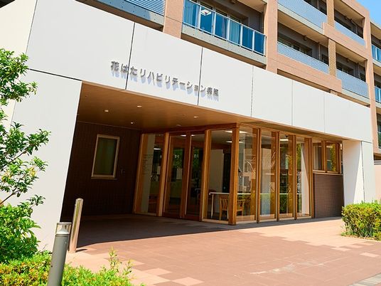明るいエントランス  