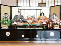 節句人形と飾り付け