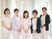 笑顔のスタッフ5人  