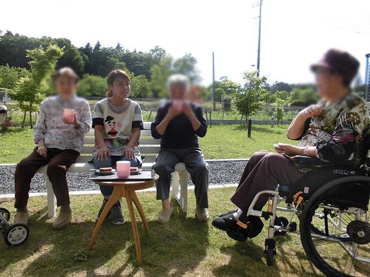 自然な会話が楽しめる中庭