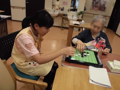 職員と利用者の活動風景