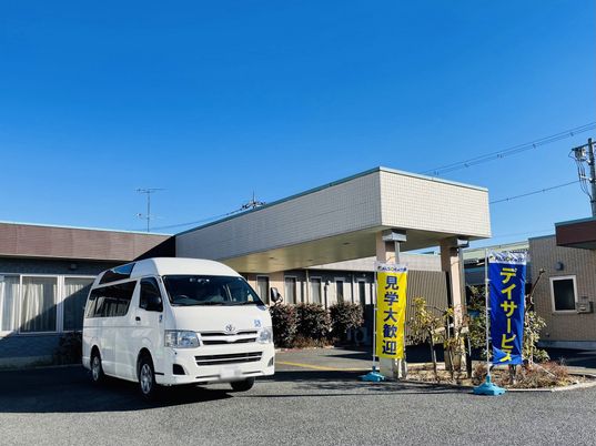 駐車エントランス