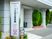 施設入口看板外観