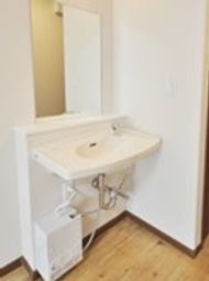 清潔感溢れる洗面台