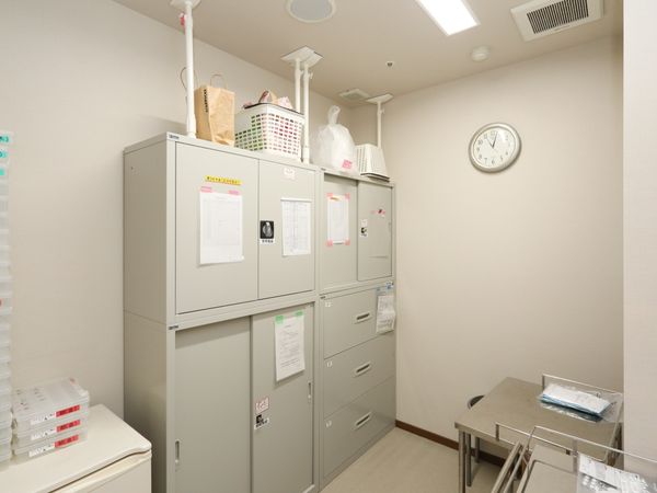 整理整頓されたスタッフルーム