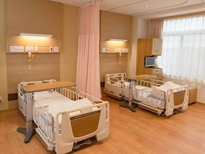 個室ベッドの居室  