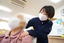 スタッフと利用者のやりとり