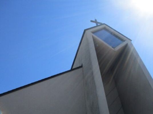 教会のような建物の外観  