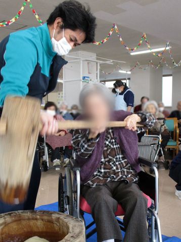 賑やかな多目的室