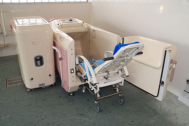 機械式浴槽の設備