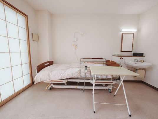 光が差し込む居室