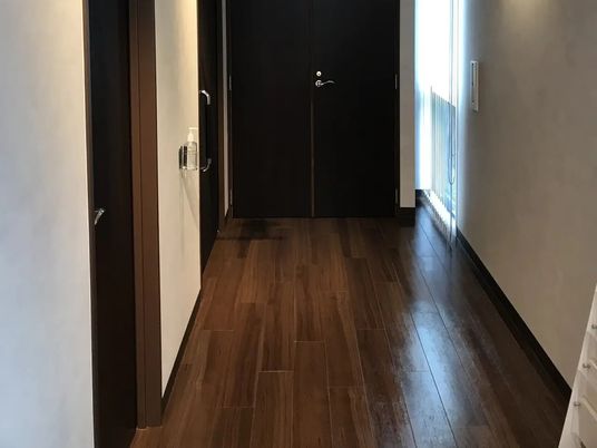 明るい廊下  