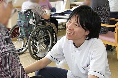 笑顔のスタッフがいるエリア