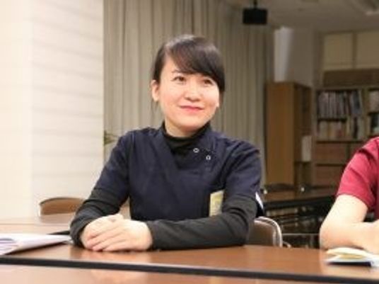 会議中のスタッフイメージ  