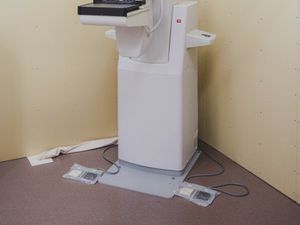 機能訓練用機器のある室内  