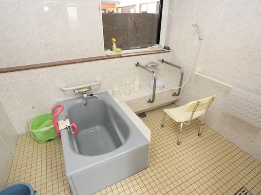 バリアフリー浴室設備