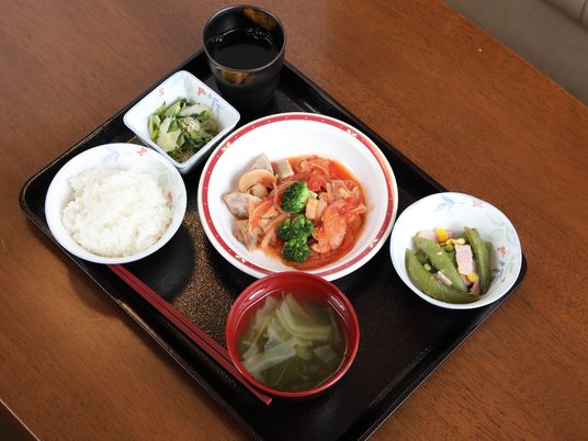 バランスの良い食事内容