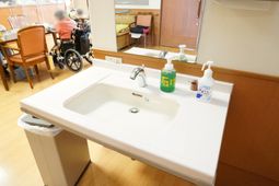 洗面台と背景の様子