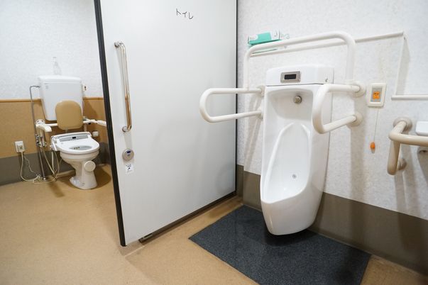 バリアフリーのトイレ設備