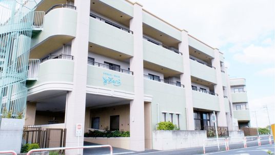 3階建ての外観