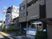 施設の外観と看板  