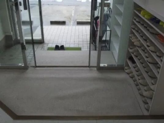 靴箱のある玄関  