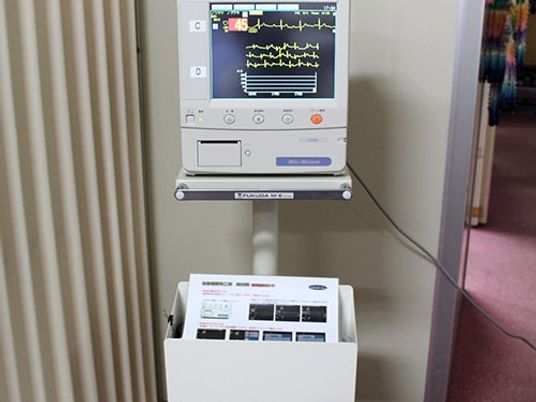 心電図モニターのある機器室  