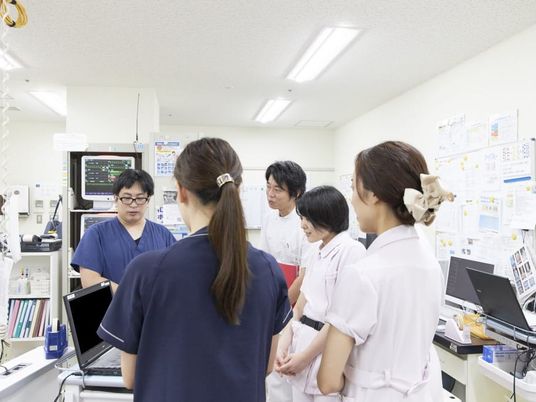 スタッフが集う内観  