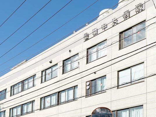 外観の建物正面  
