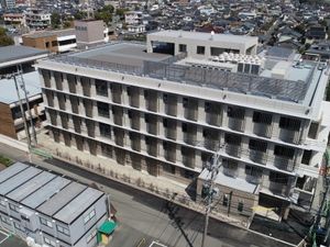 外観の建物全景  