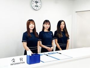 受付カウンター