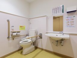 手すり付きトイレスペース