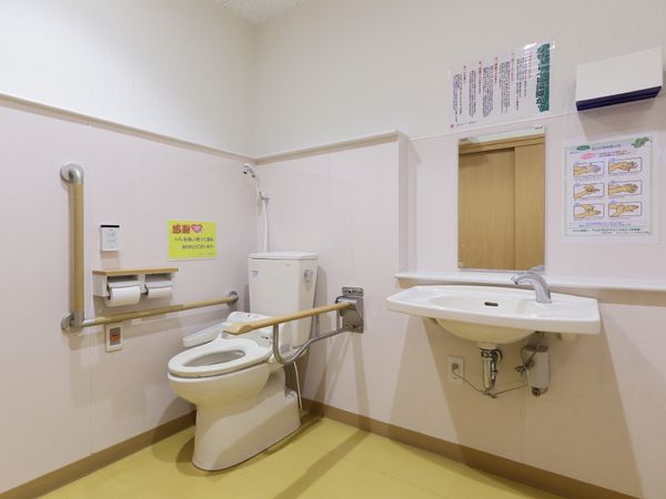 手すり付きトイレスペース