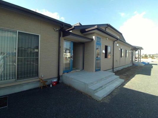 新築の一階建て居室外観