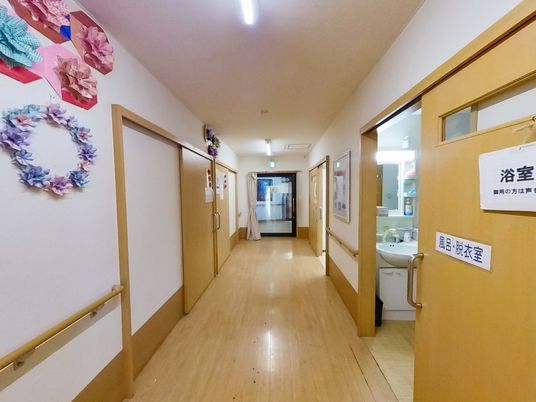 安全な通路の廊下