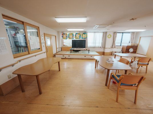 くつろげる座席のある部屋