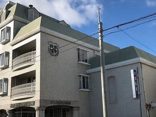 外観の建物正面  