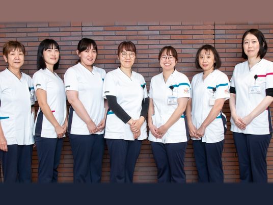 並ぶスタッフの集合  