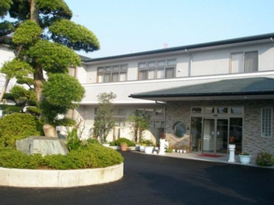 緑豊かなエントランス