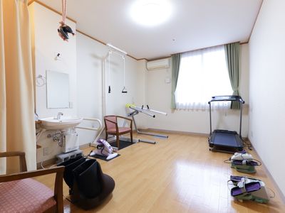 明るい機能訓練室