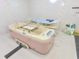 配慮された浴室設備