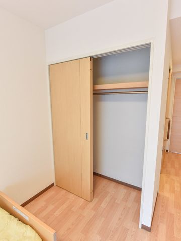 木製クローゼットの居室