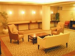 温もりのあるロビー空間