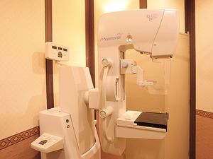 機器がある検診室  