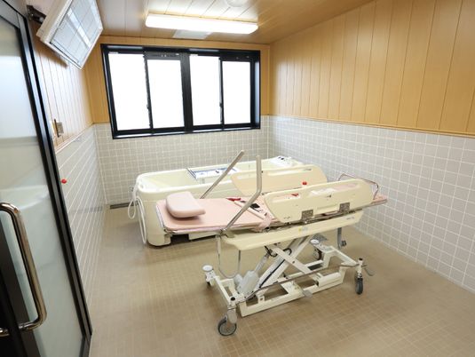 清潔な浴室の様子