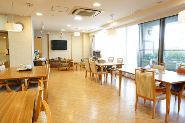 温かみのある食堂空間