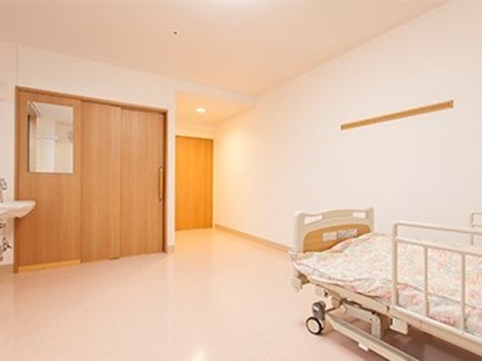 シンプルな居室の一角