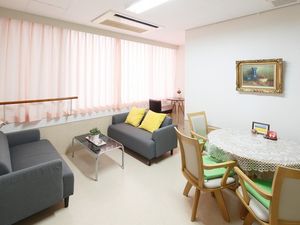 明るい共有リビング